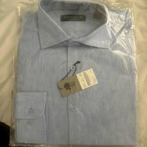 Daniel K men’s button down size Medium    tailored fit NWT
